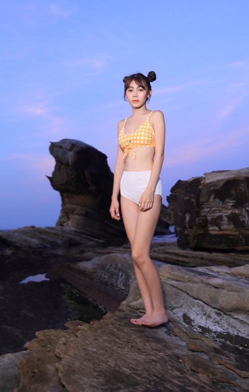 Young-And-Lovely-Girl-At-of-Northeast-Coast---89.jpg